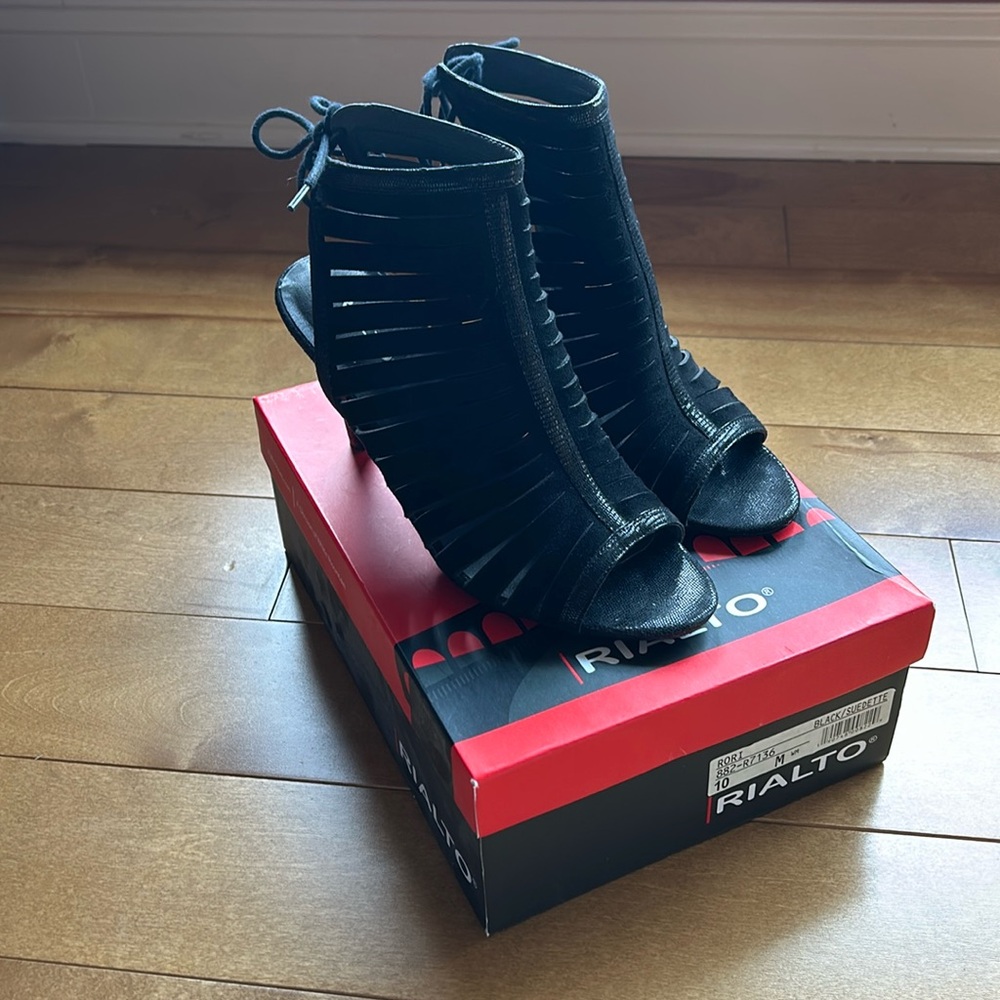 Rialto Heels